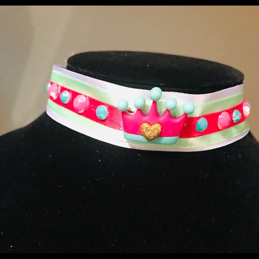 Pink Princess youth girls pastel choker necklace